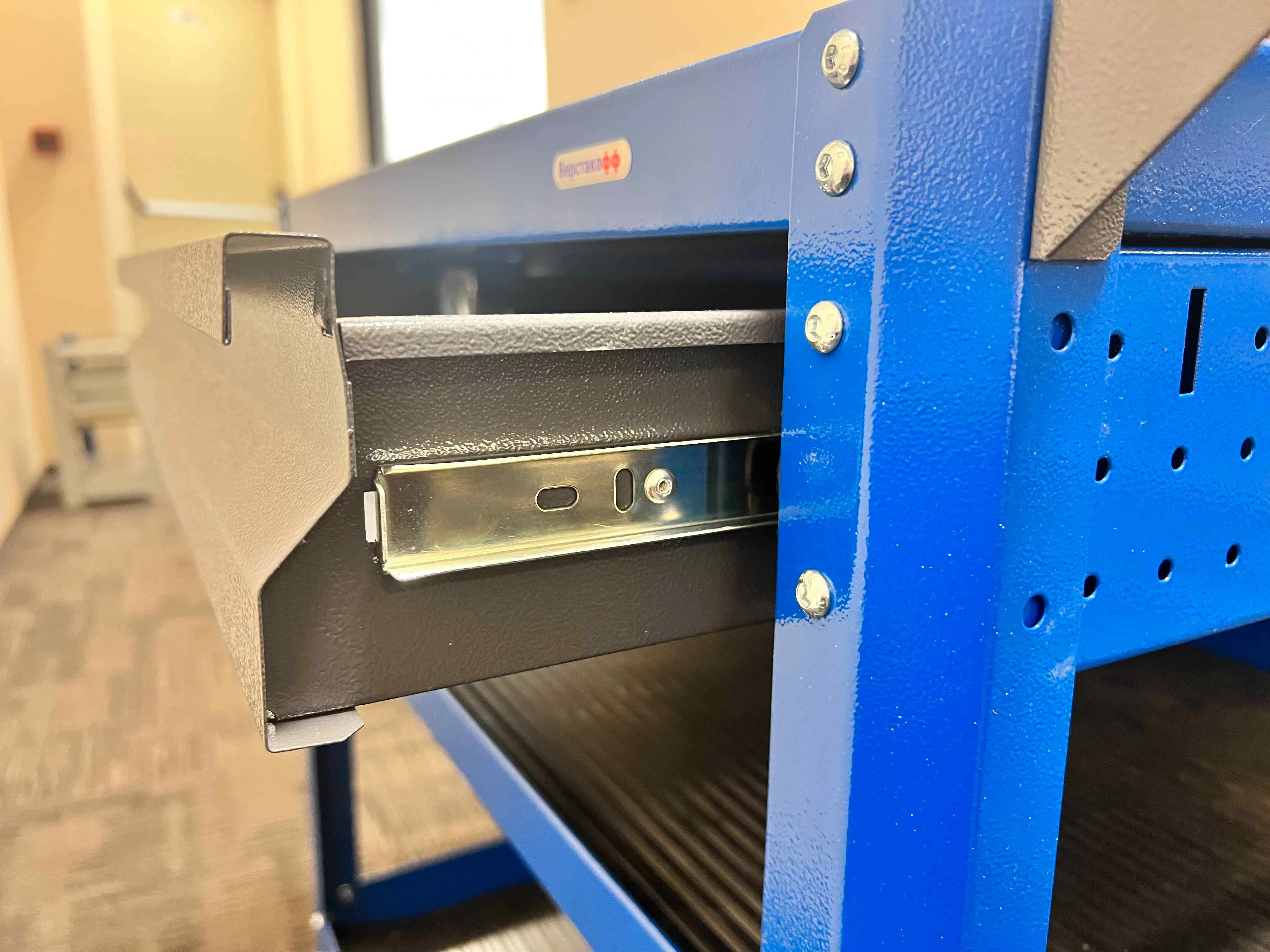 PLC 9508.0 Тележка инструментальная 950x800x450 мм